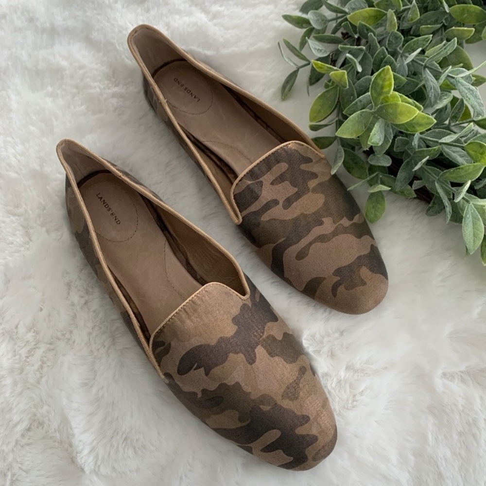 Lands end Camo ballet flats